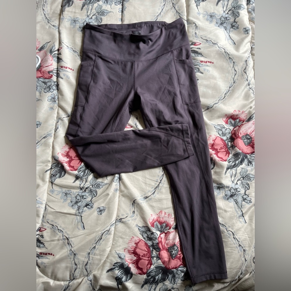 Reebok Capri Leggings NWOT